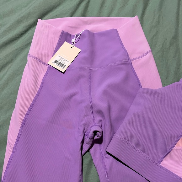 New Wilo Color Block Workout Set - Picture 4 of 5